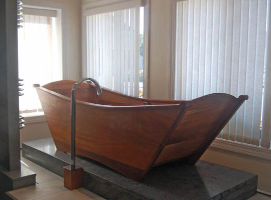 wooden bathtub - single wood tub made of khya mahogany